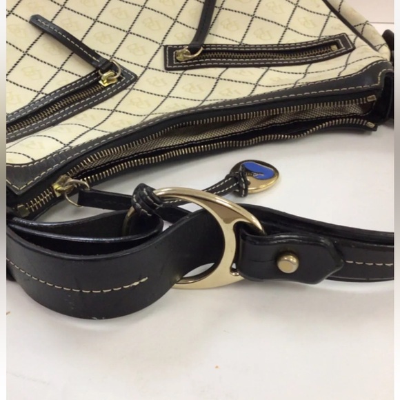 Dooney and Bourke Cream And Black Leather Monogram Hobo Handbag Vintage - Picture 6 of 6
